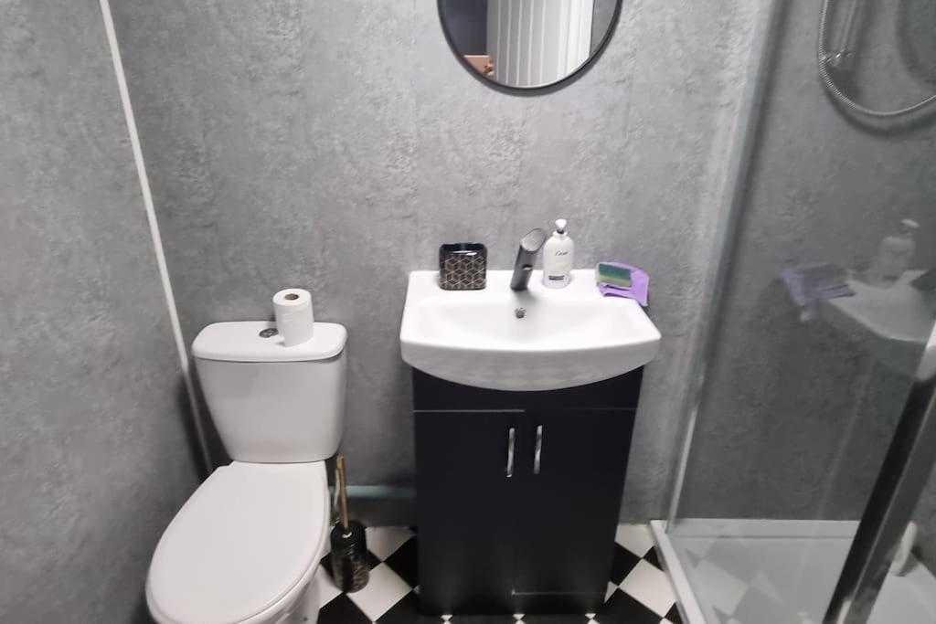 1Bd Winter Garden Gem Close To The Beach Blackpool Bagian luar foto