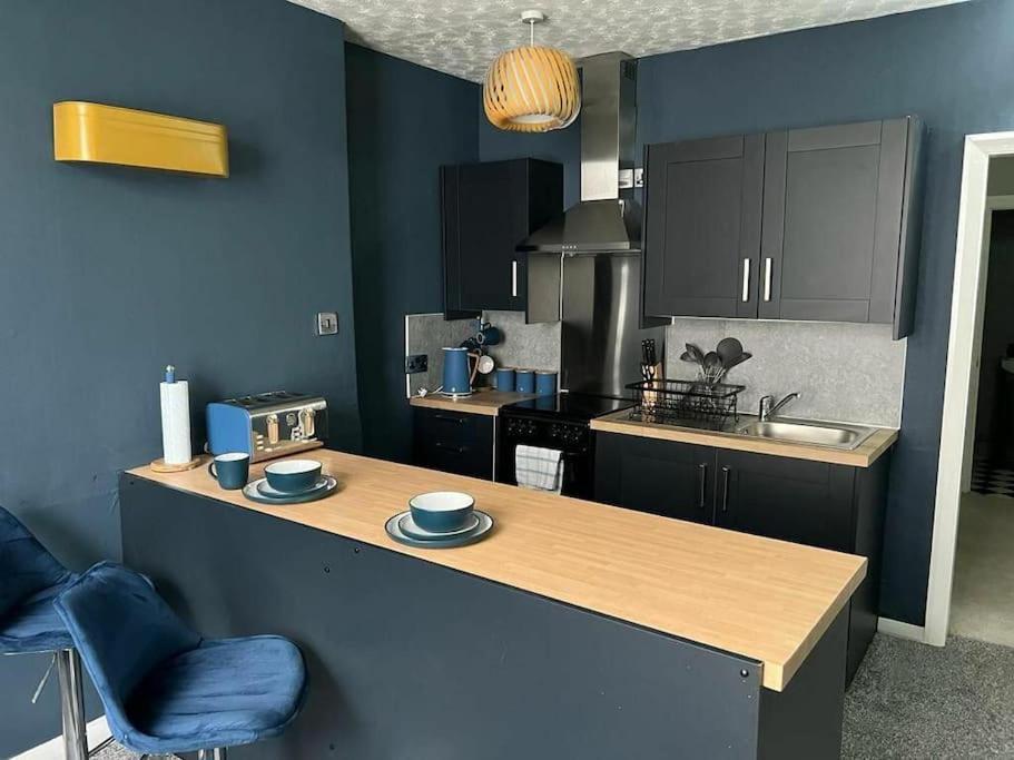 1Bd Winter Garden Gem Close To The Beach Blackpool Bagian luar foto