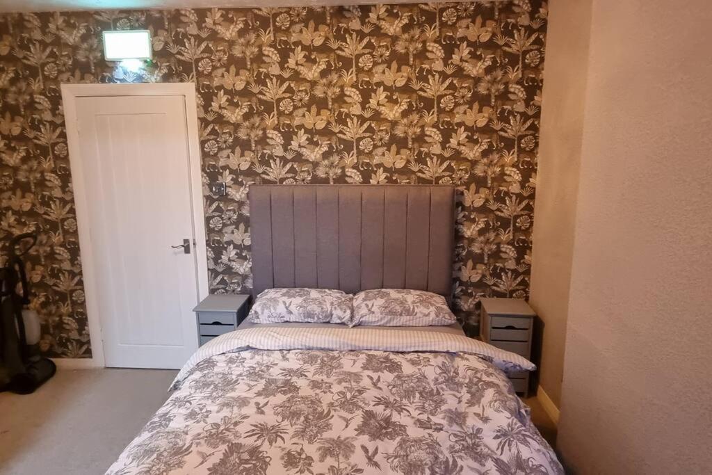 1Bd Winter Garden Gem Close To The Beach Blackpool Bagian luar foto